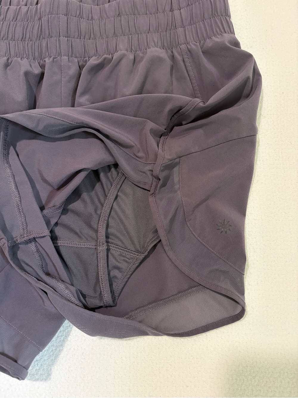 Athleta High Waist Mesh Race Runner shorts. Size Medium, Dusty Purple - Picture 4 of 5